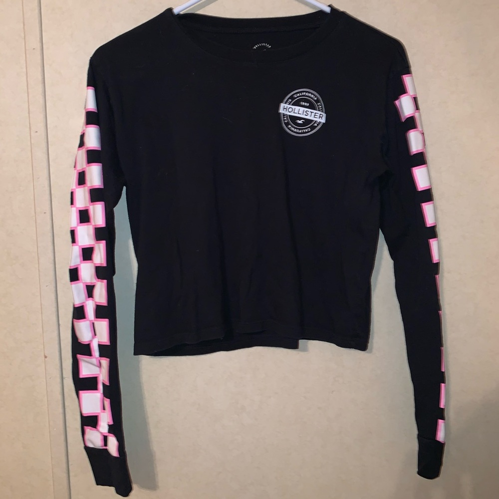 Hollister Cropped Graphic Tee